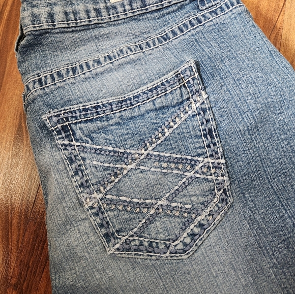 Myth of Jade Denim Capris size 14 - Picture 3 of 3